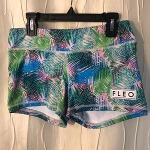 Fleo booty Shorts
